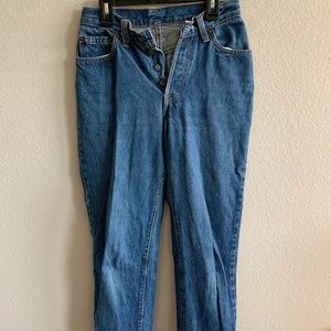 Levi's mom jeans